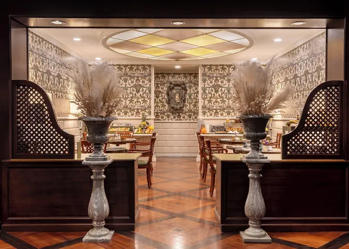 The Britannia 4* Rome